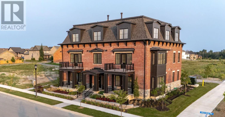 301-941 Charles Wilson Parkway, Cobourg, ON, K9A 0L2 - 2