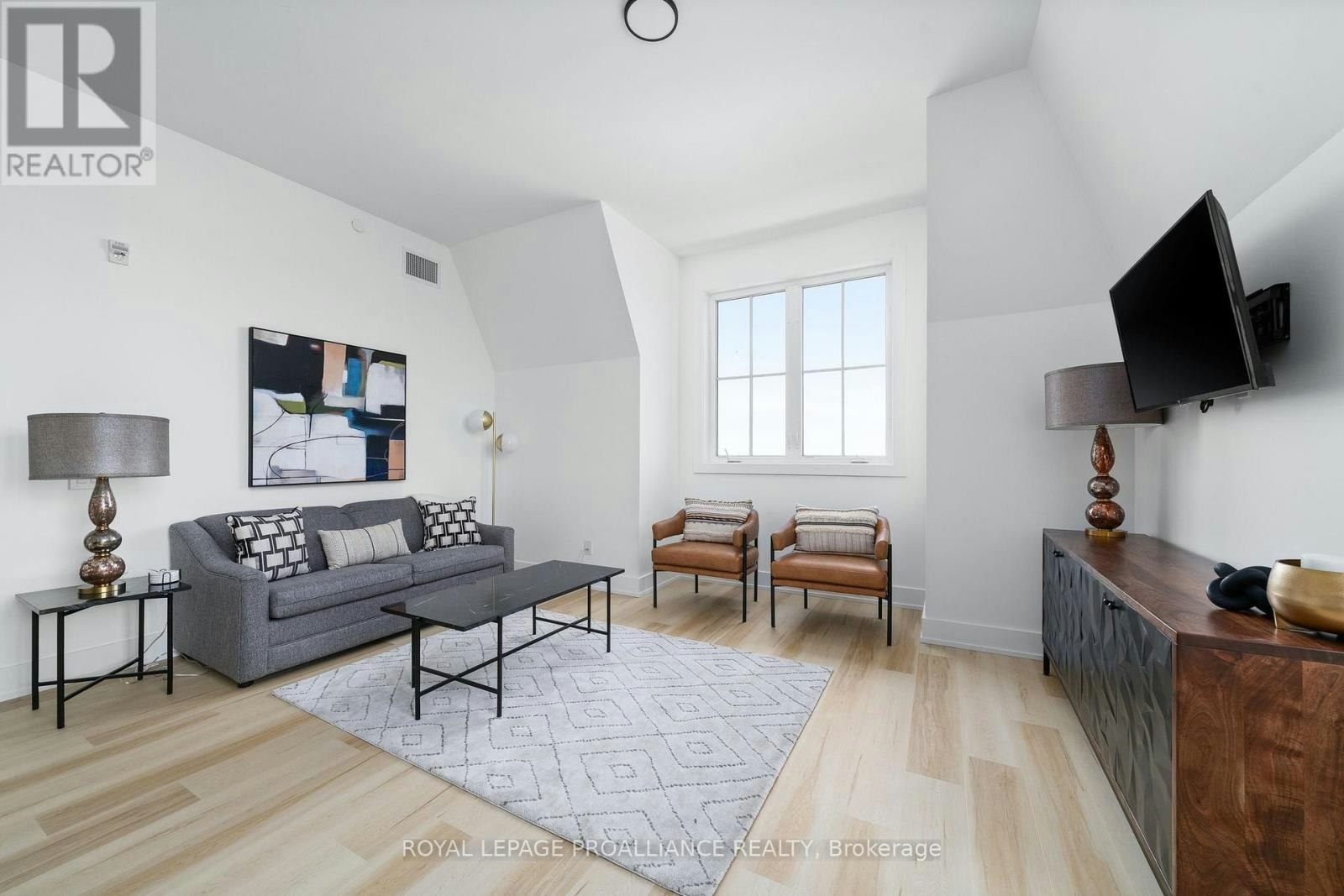 301-941 Charles Wilson Parkway, Cobourg, ON, K9A 0L2 - 6