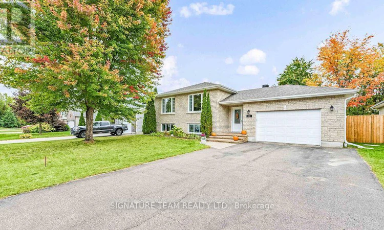 31 Cockcroft Crescent