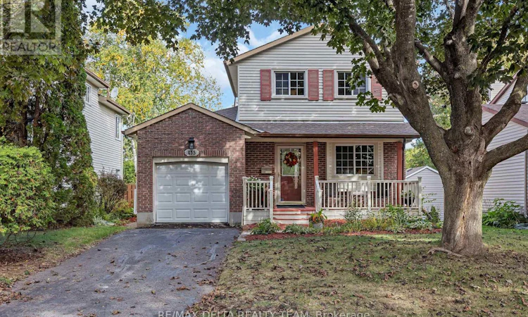 435 Duvernay Drive