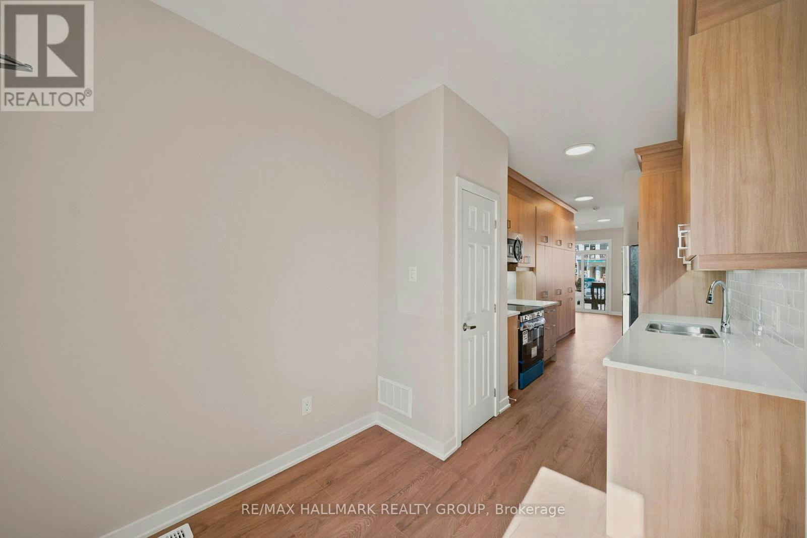 D-142 Conservancy Drive, Ottawa, ON, K2J 7L2 - 6