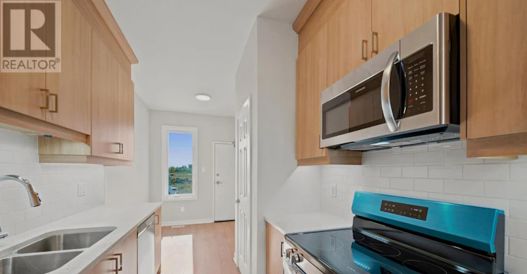 D-142 Conservancy Drive, Ottawa, ON, K2J 7L2 - 4