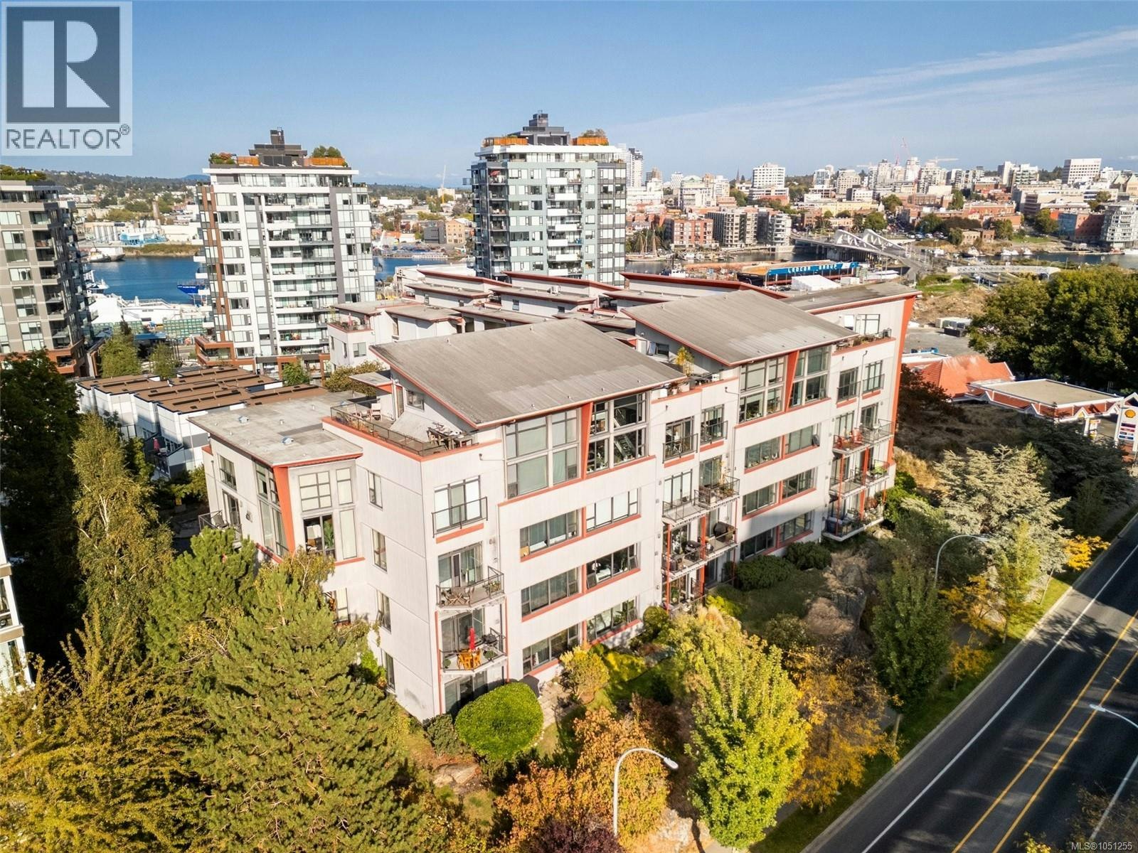 212-455 Sitkum Road, Victoria, BC, V9A 7N9