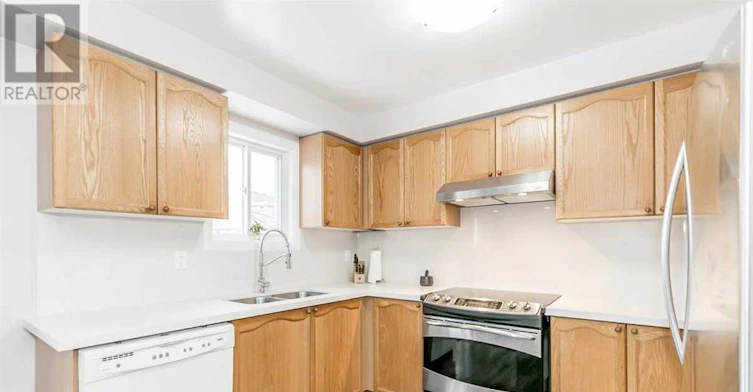 345 Ferndale Drive S, Barrie, ON, L4N 9Y6 - 4