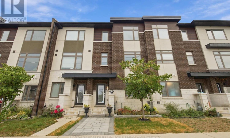 303-250 Finch Avenue