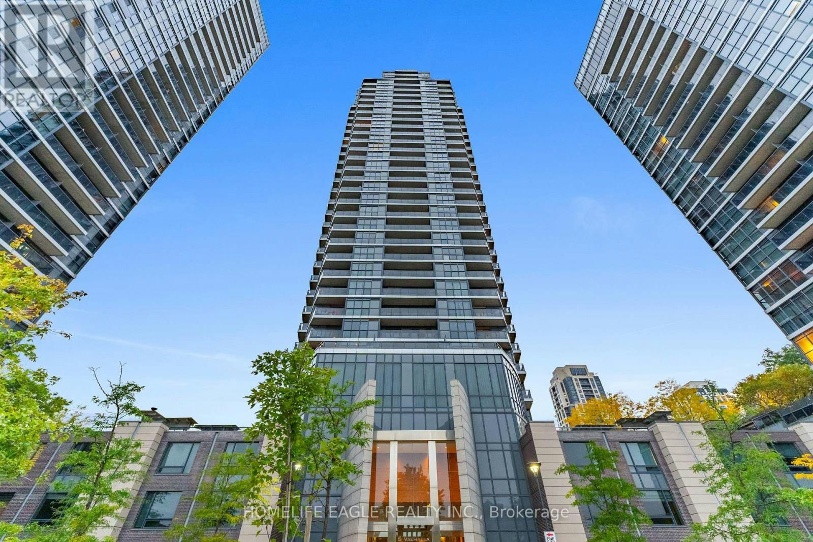 3008-5 Valhalla Inn Road, Toronto, ON, M9B 0B1