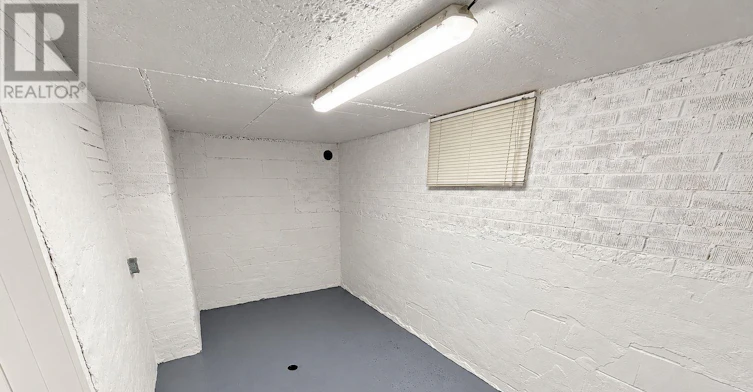 BASEMENT-6 Azrock Road, Toronto, ON, M6L 2W9 - 10