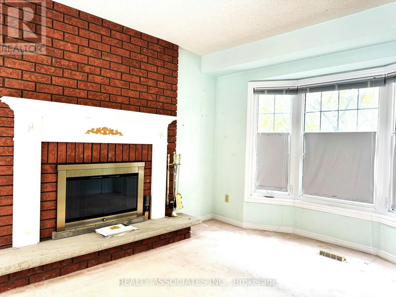5577 Haddon Hall Road, Mississauga, ON, L5M 5G4 - 5