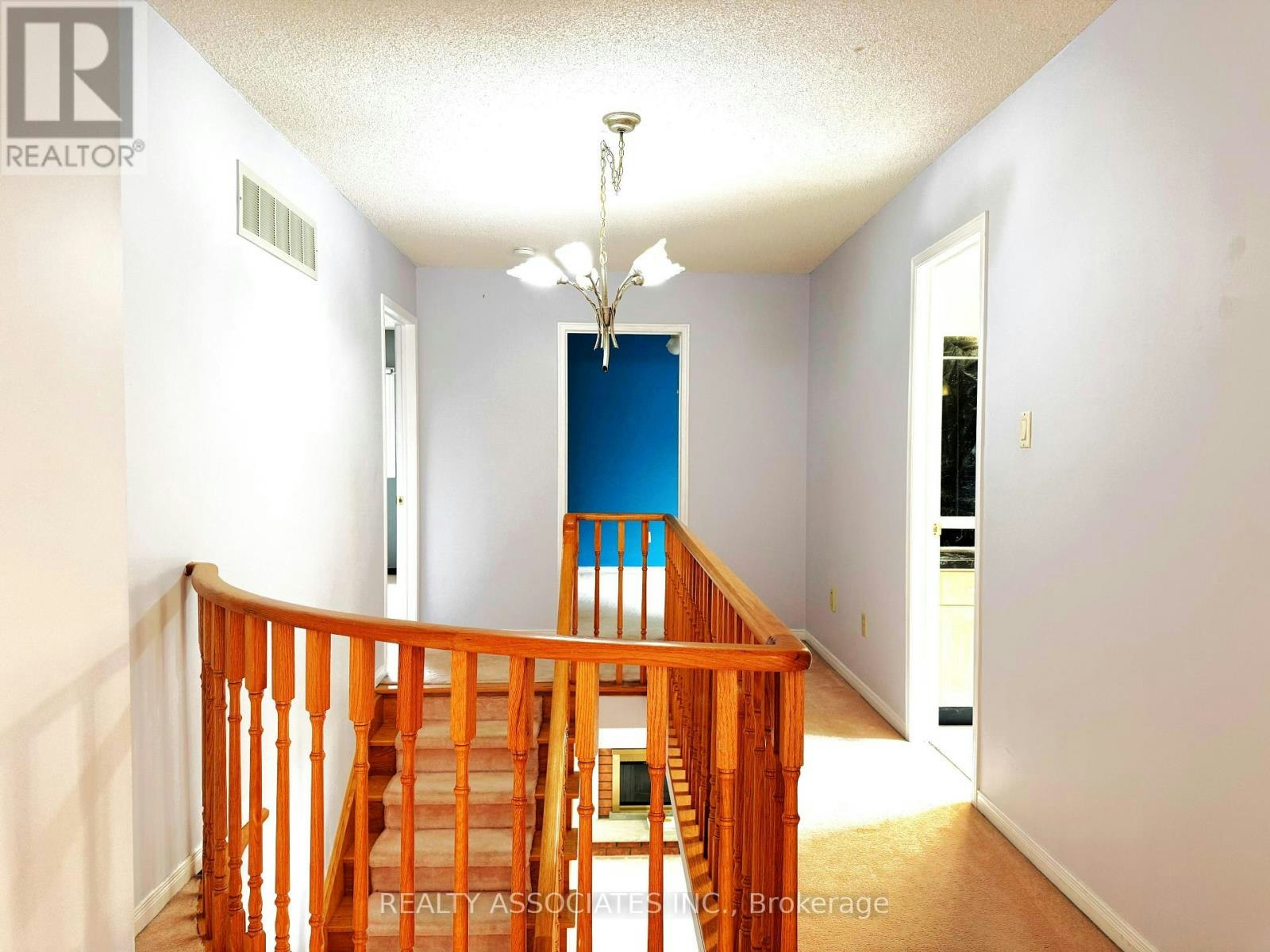 5577 Haddon Hall Road, Mississauga, ON, L5M 5G4 - 18