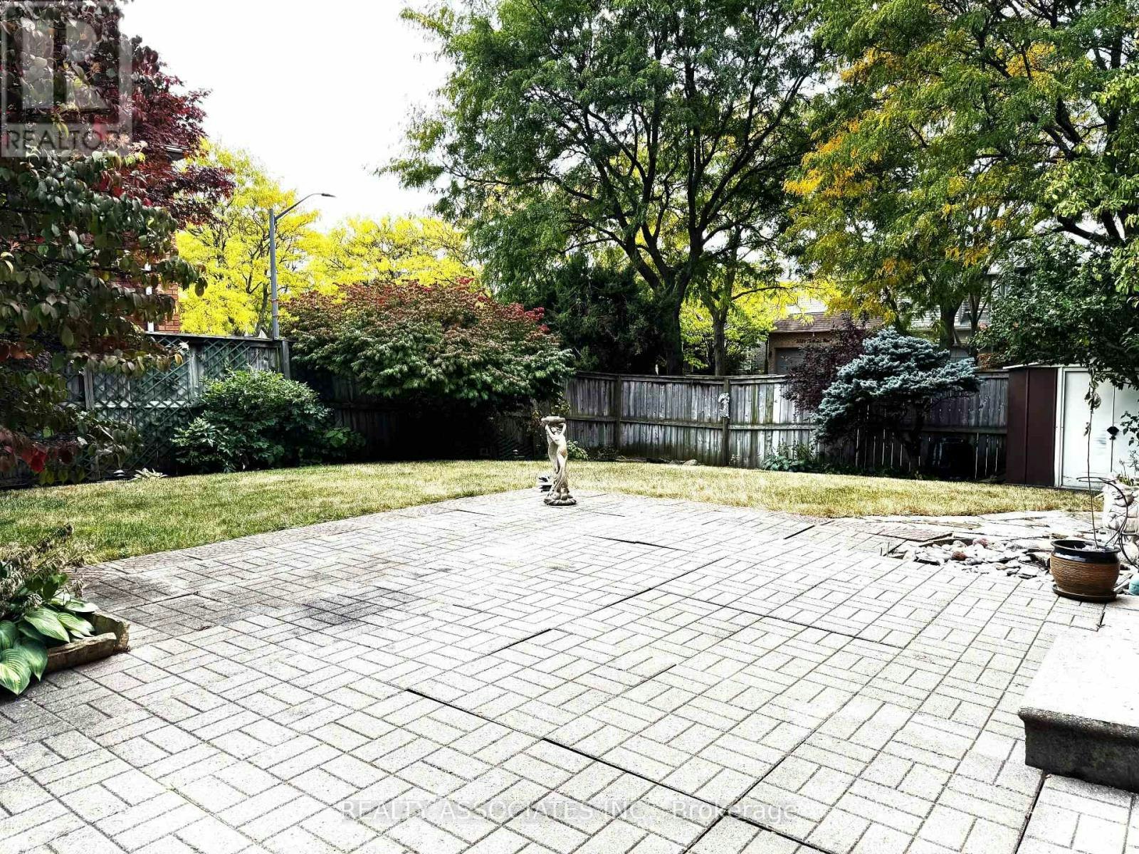 5577 Haddon Hall Road, Mississauga, ON, L5M 5G4 - 19