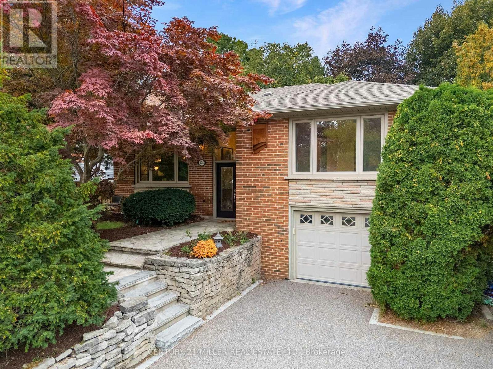 475 Willis Drive, Oakville, ON, L6L 4V6