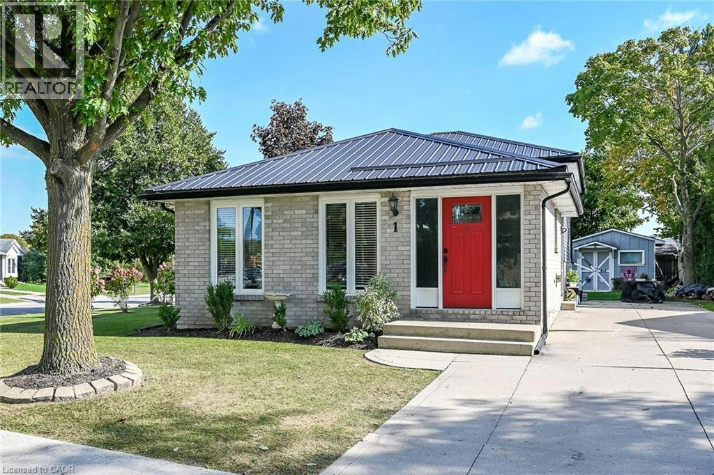 1 Woodfield Avenue, Cayuga, ON, N0A 1S0