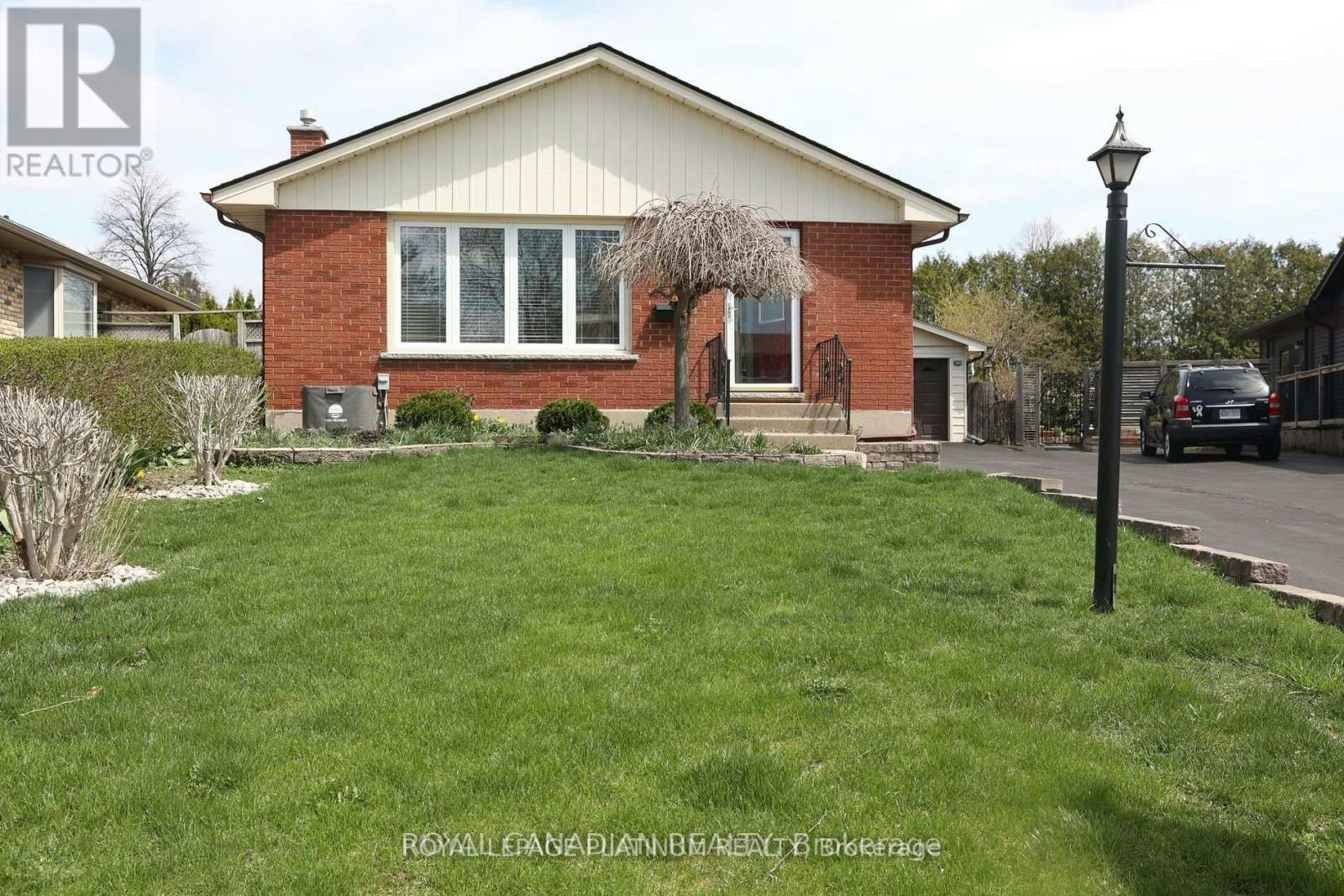 77 Culver Crescent, London, ON, N5V 3G3 - 2