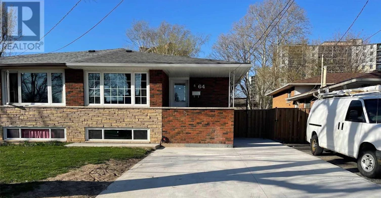 BSMT-64 Gainsborough Road, Hamilton, ON, L8E 1E1 - 2