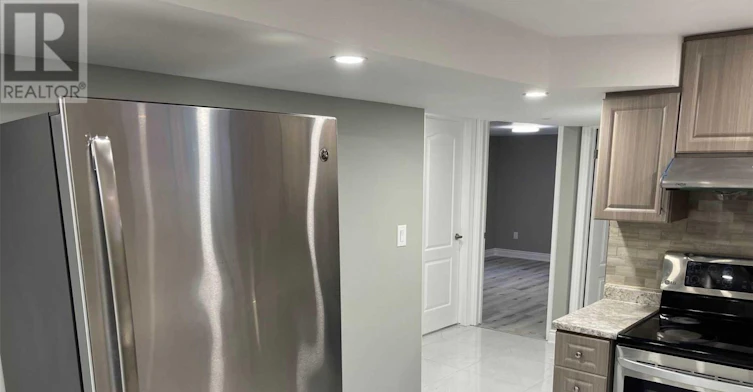 BSMT-64 Gainsborough Road, Hamilton, ON, L8E 1E1 - 10