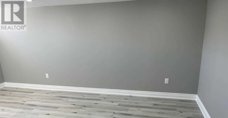 BSMT-64 Gainsborough Road, Hamilton, ON, L8E 1E1 - 13