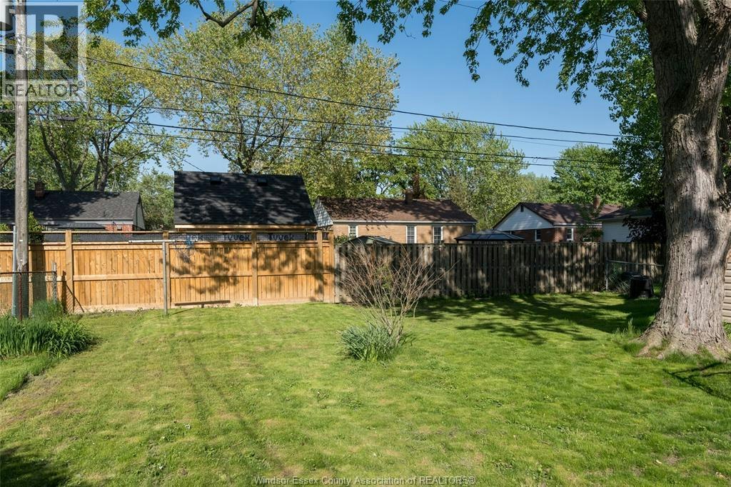 3256 Dominion Boulevard, Windsor, ON, N9E 2N5 - 34