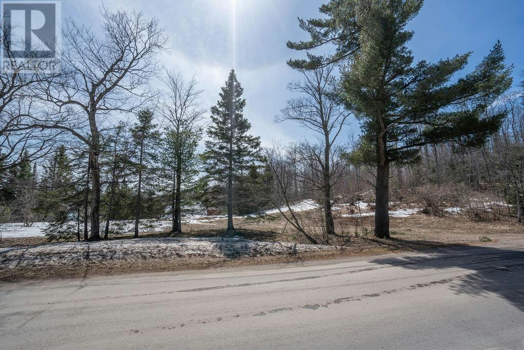 677 Maki Road, Sault Ste. Marie, ON, P6A 6K4