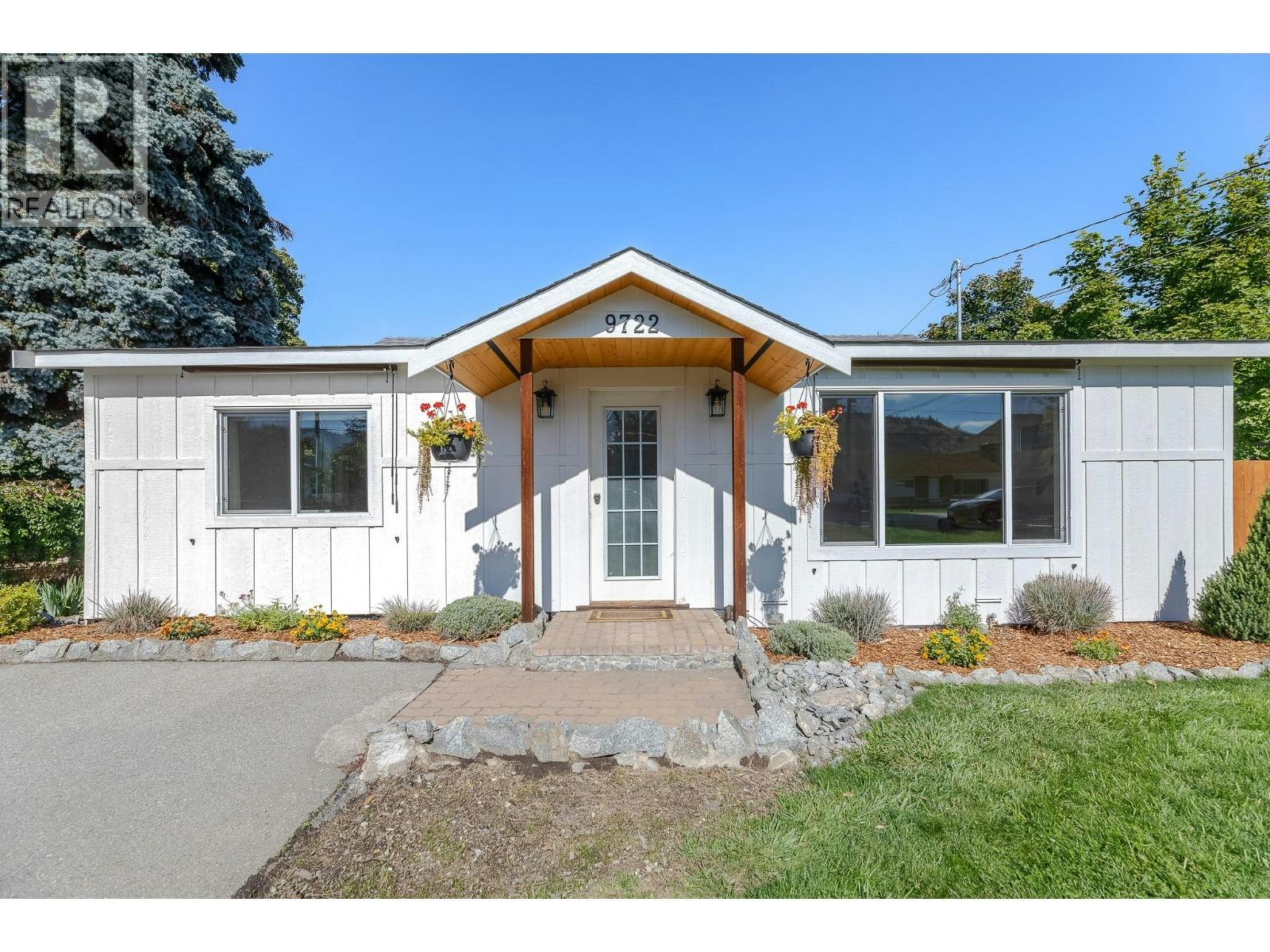 9722 Julia Street, Summerland, BC, V0H 1Z5