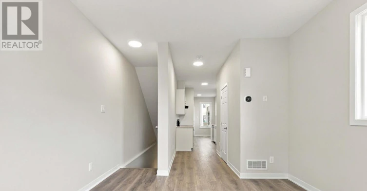 828 Utopie Private, Ottawa, ON, K1W 0M5 - 8