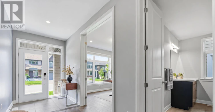 235 Ketchikan Crescent, Ottawa, ON, K2T 0S3 - 4
