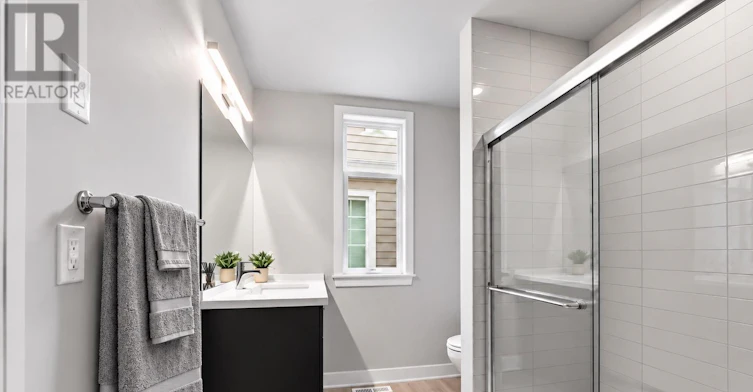 235 Ketchikan Crescent, Ottawa, ON, K2T 0S3 - 6