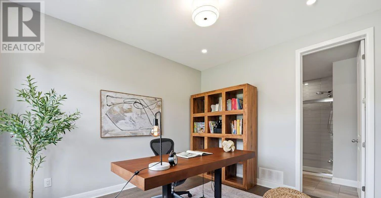 235 Ketchikan Crescent, Ottawa, ON, K2T 0S3 - 5