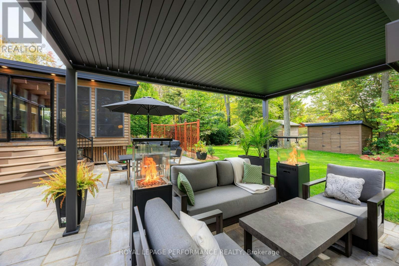 28 Burnbank Street, Ottawa, ON, K2G 0H4 - 28