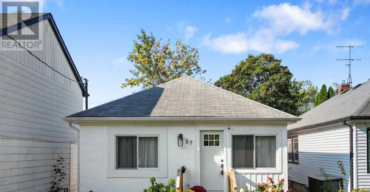37 Lock Street, St. Catharines, ON, L2N 5B8 - 3