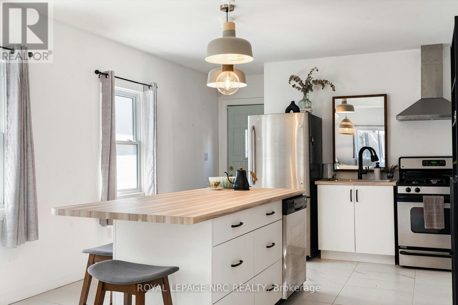 37 Lock Street, St. Catharines, ON, L2N 5B8 - 14