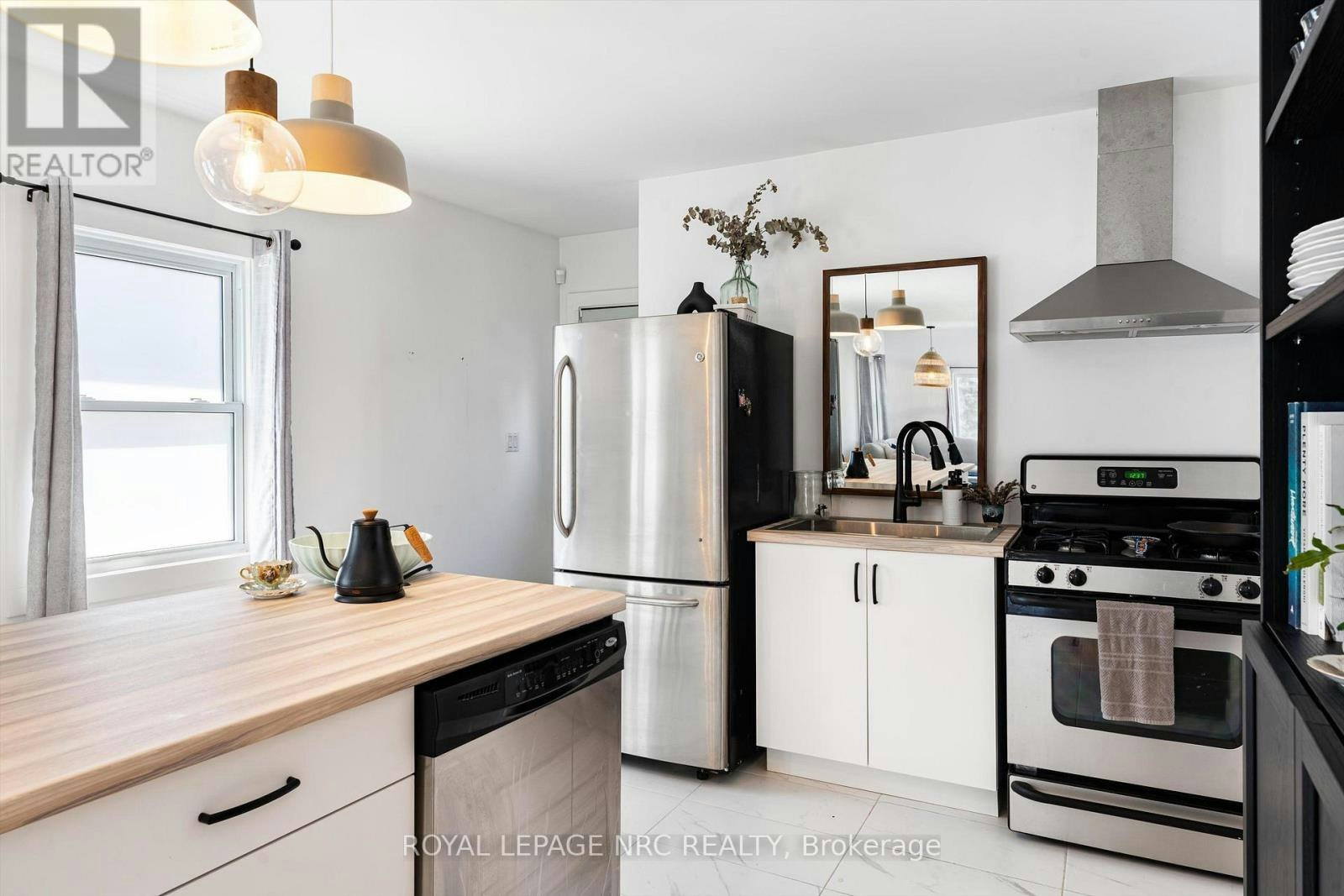 37 Lock Street, St. Catharines, ON, L2N 5B8 - 17
