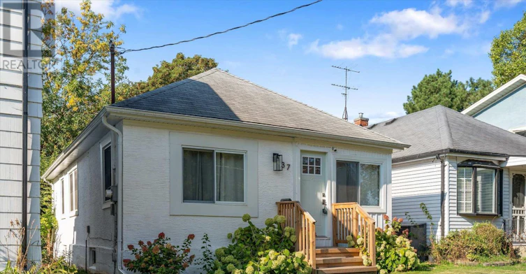 37 Lock Street, St. Catharines, ON, L2N 5B8 - 2