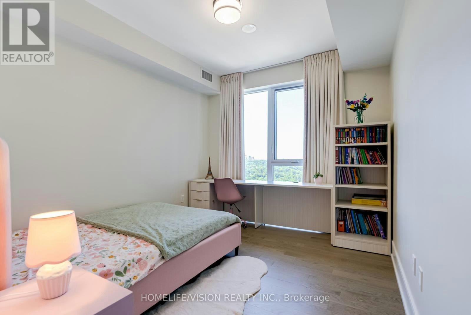 1810-30 Inn ON The Park Drive, Toronto, ON, M3C 0P7 - 32