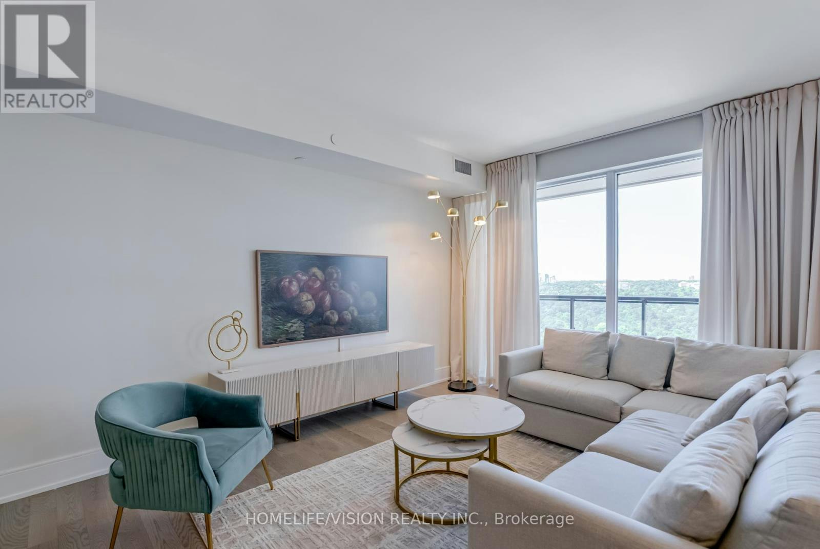 1810-30 Inn ON The Park Drive, Toronto, ON, M3C 0P7 - 9