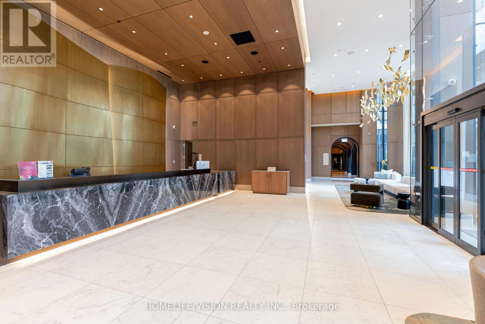 1810-30 Inn ON The Park Drive, Toronto, ON, M3C 0P7 - 5