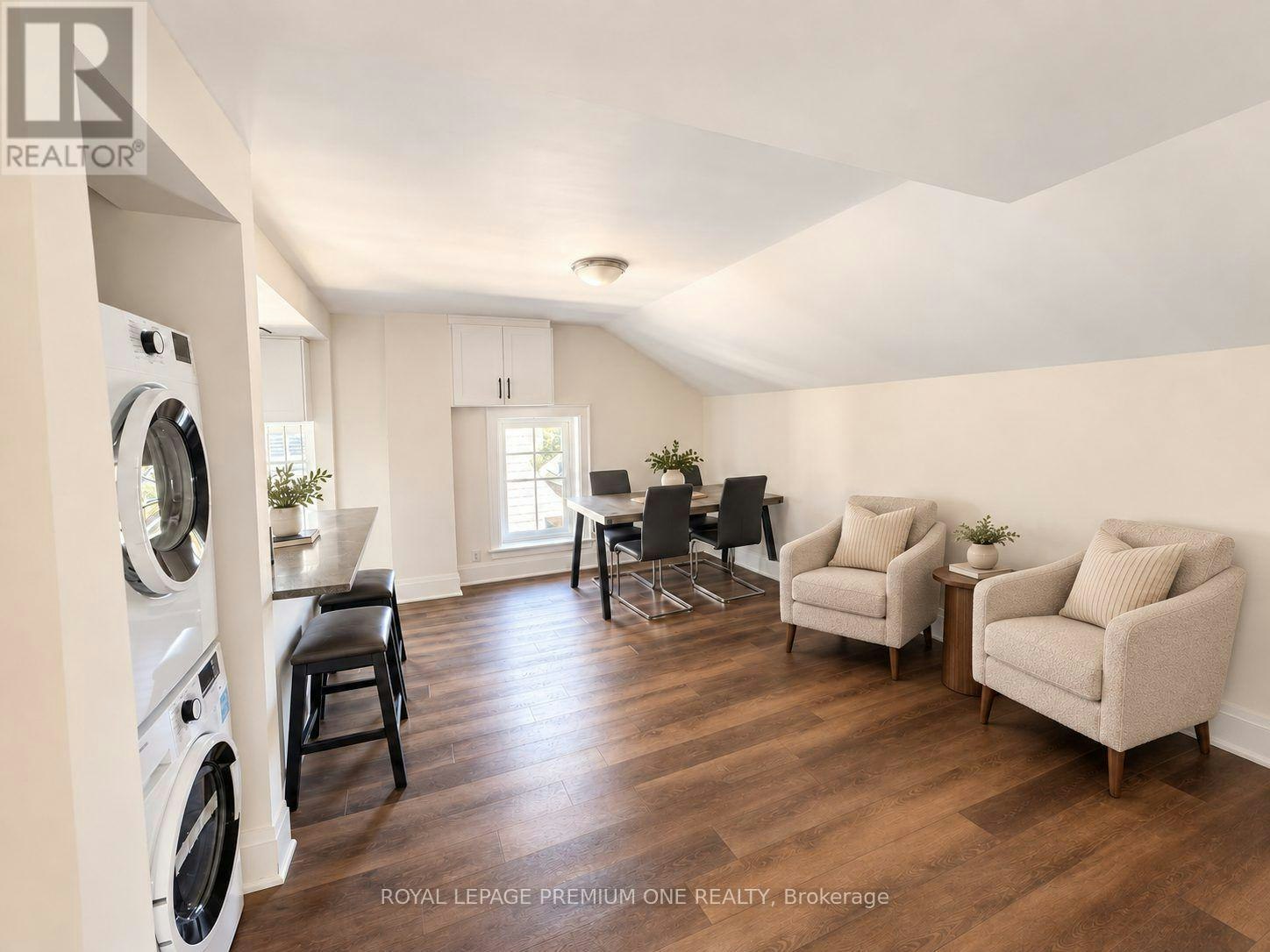 UPPER-10496 Islington Avenue, Vaughan, ON, L0J 1C0 - 2