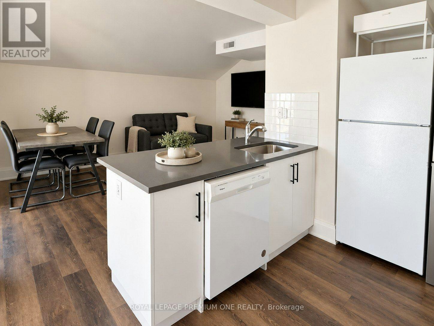UPPER-10496 Islington Avenue, Vaughan, ON, L0J 1C0 - 8