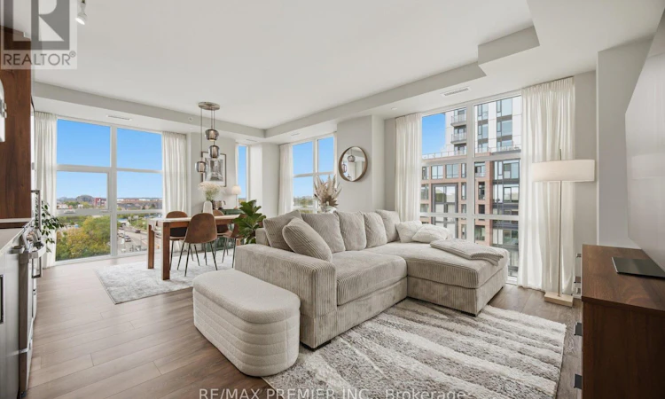 610-1787 St. Clair Avenue W