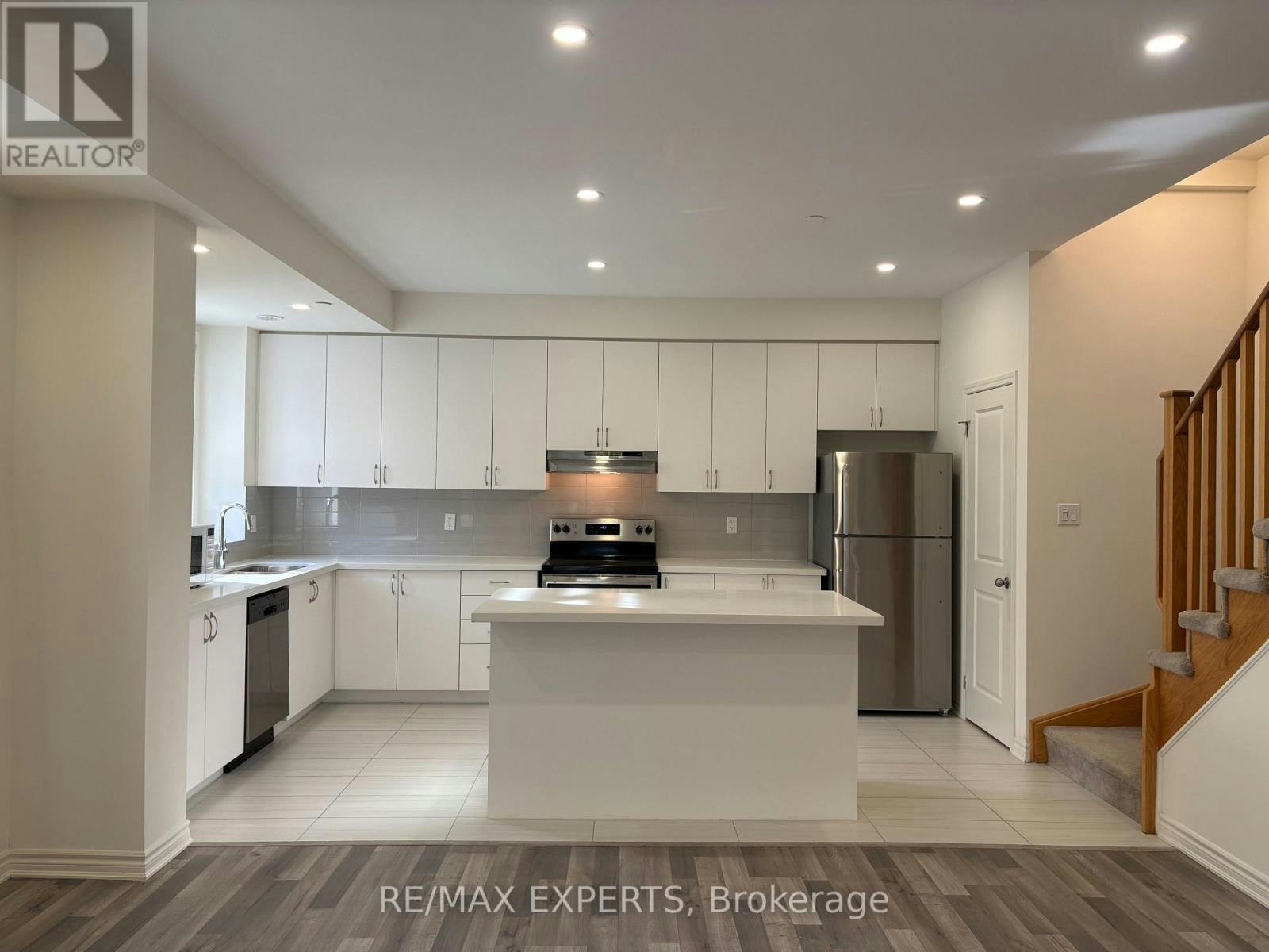 9-1155 Stroud Lane, Mississauga, ON, L5J 0B3 - 4