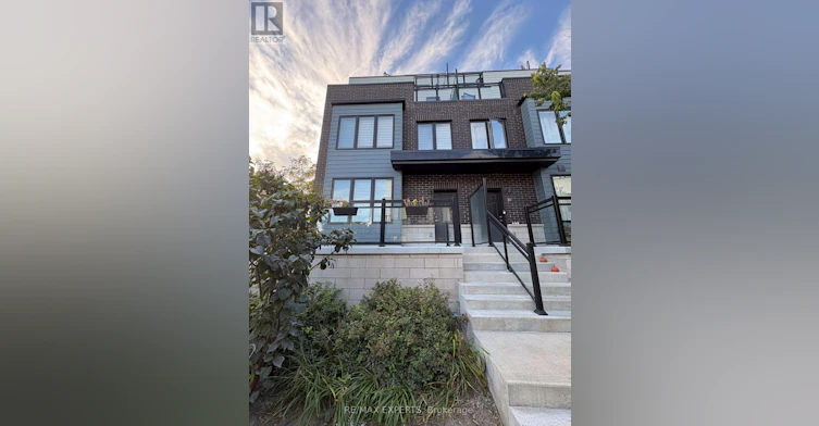 9-1155 Stroud Lane, Mississauga, ON, L5J 0B3