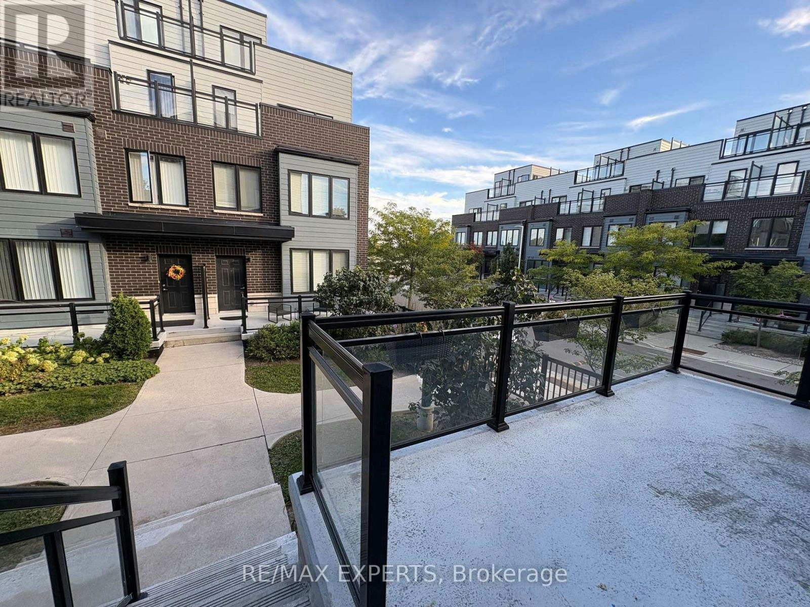 9-1155 Stroud Lane, Mississauga, ON, L5J 0B3 - 2