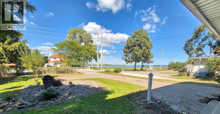 6711 Riverside Drive, Windsor, ON, N8S 1C1 - 2