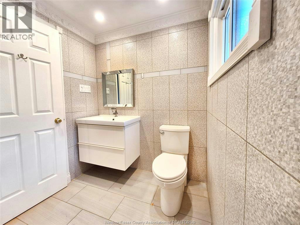 6711 Riverside Drive, Windsor, ON, N8S 1C1 - 29