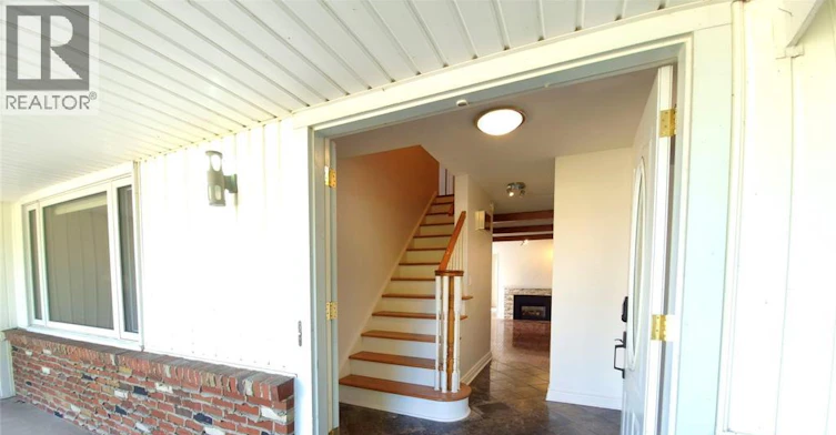 6711 Riverside Drive, Windsor, ON, N8S 1C1 - 5