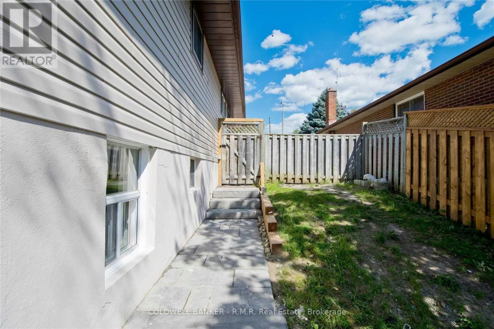 LOWER-760 Ashley Court, Oshawa, ON, L1G 2Y5 - 7