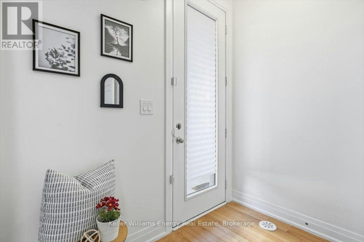 65-721 Lawrence Avenue W, Toronto, ON, M6A 0C6 - 5