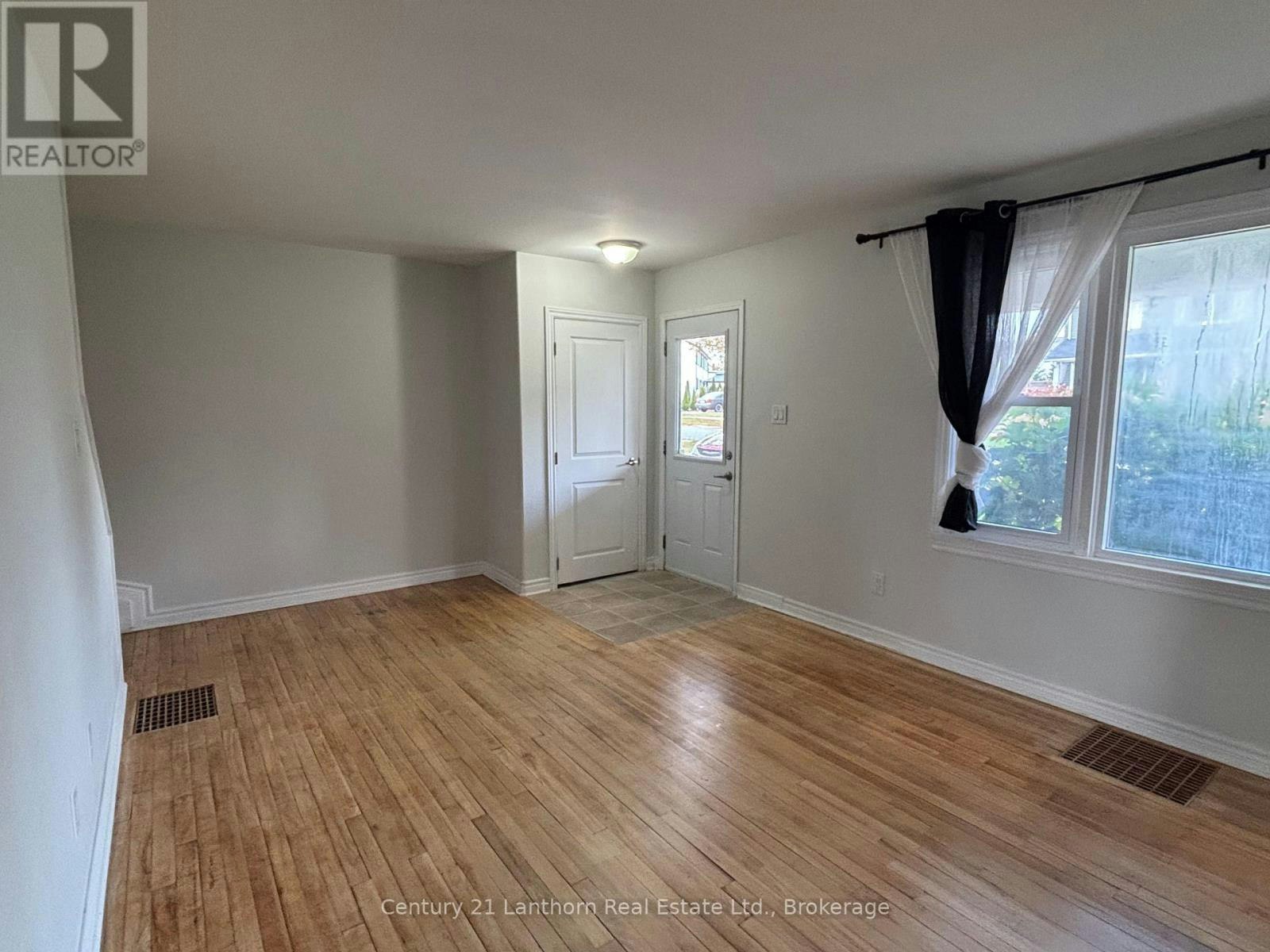 5 Diverbelt Drive, Prince Edward County, ON, K0K 2T0 - 7