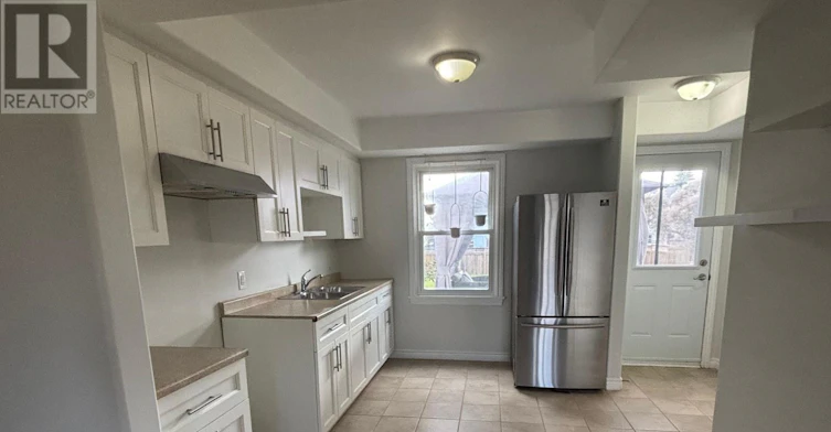 5 Diverbelt Drive, Prince Edward County, ON, K0K 2T0 - 8