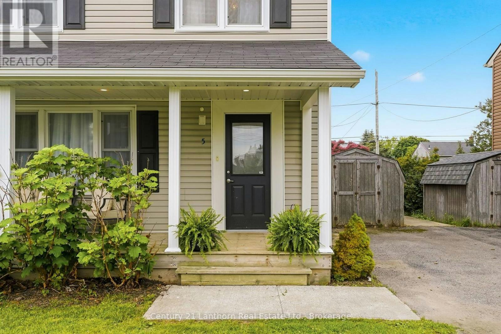 5 Diverbelt Drive, Prince Edward County, ON, K0K 2T0 - 2