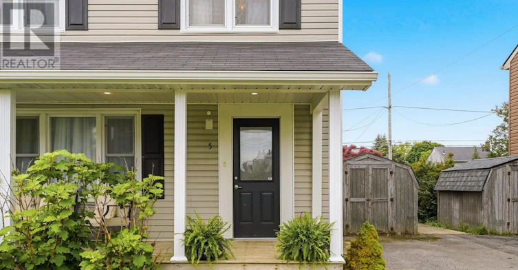 5 Diverbelt Drive, Prince Edward County, ON, K0K 2T0 - 2